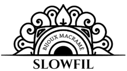 Logo Slowfil - Bijoux upcyclés en micromacramé et galets de Bretagne, artisanat éco-responsable.